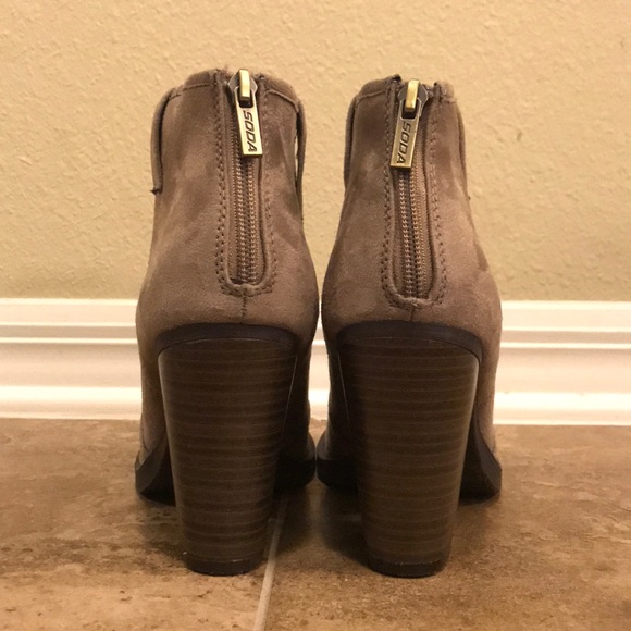 Booties - Picture 4 of 7